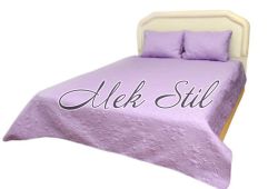 Покривало за легло с калъфки в лилаво 